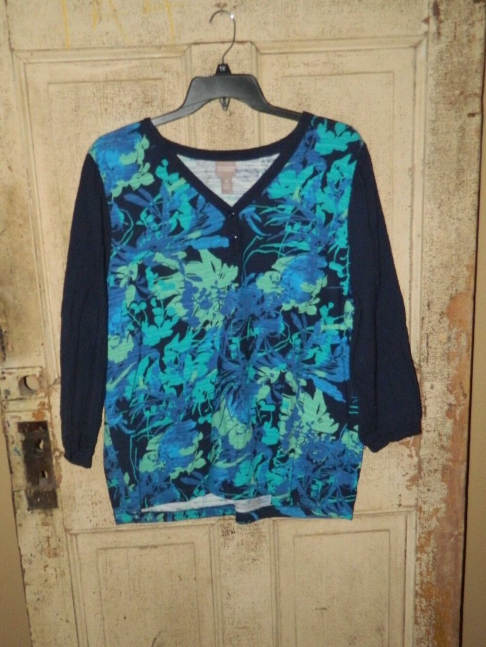 Chico's V Neck Womens Top Size Chico's 4 (S-24)